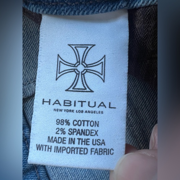 Habitual Harlow trouser flare pintuck jeans in Joshua tree. Size 26 NWT! - Picture 8 of 16